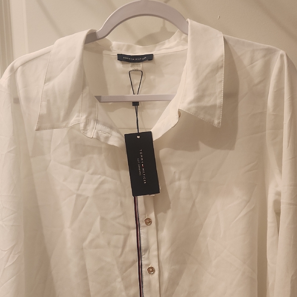 *New*Women's Tommy Hilfiger White Shirt with red, white, and blue Accents *New* - Picture 5 of 7